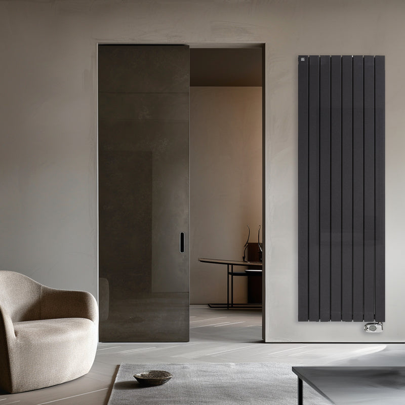 Radiateur électrique à inertie fluide Ramada 2000W avec Contrôle Digital - Anthracite vertical